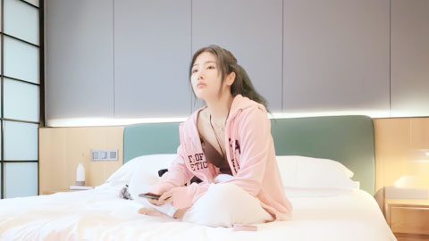 迷妹推荐--粉色外套马尾妹，干到筋疲力尽